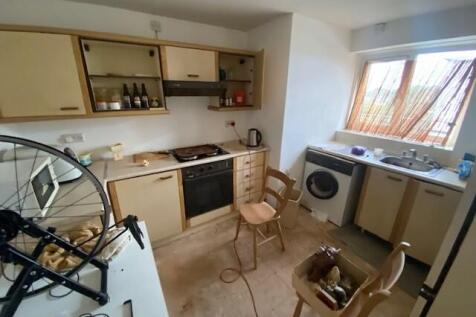 Kitchen 2 T202508051049.jpg