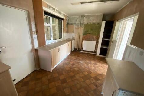 Kitchen 2 T202508051635.jpg