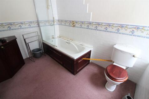 Bathroom T202508221635.jpg