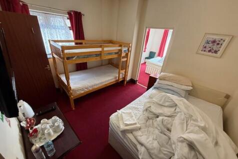 Bed 4 T202508261024.jpg