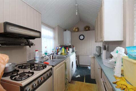 Kitchen 2 T202509041231.jpg