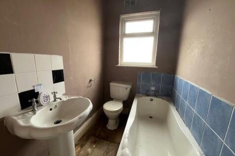 Bathroom T202509050959.jpg