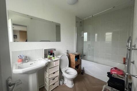 ENSUITE T202509190911.jpg
