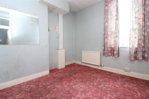 BEDROOM TWO T202509181619.jpg