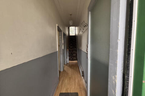 Hallway T202509221520.jpeg
