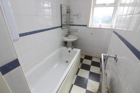 Bathroom T202509291600.jpg