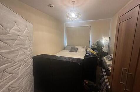 Bedroom Two T202510031328.jpg