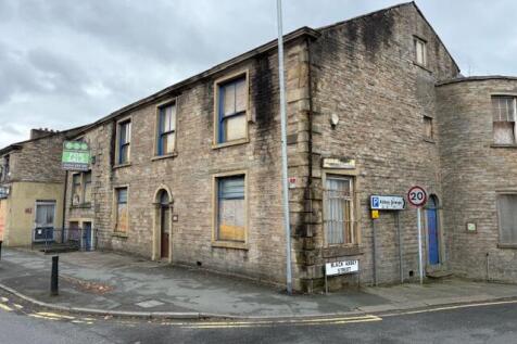 Shops Corner T202510091606.jpg