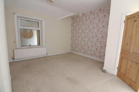 Bedroom 2 T202507251439.jpg