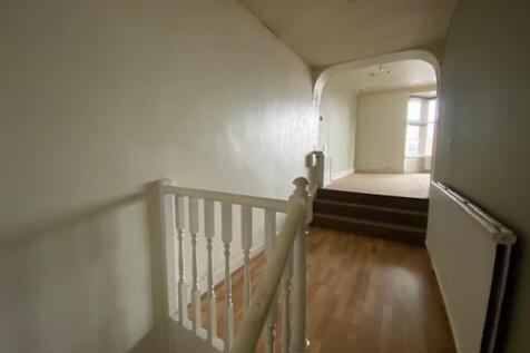 INNER LANDING 2 T202509241425.jpg