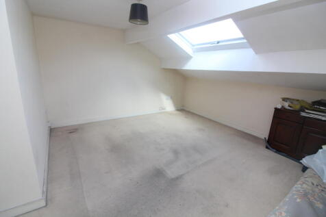 Lounge T202507291003.jpg