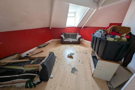 WhatsApp Image 2025-10-24 At 13.46.21 6fed358d T202510281011.jpg