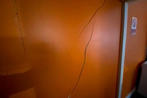 Crack 1 T202510231634.jpg