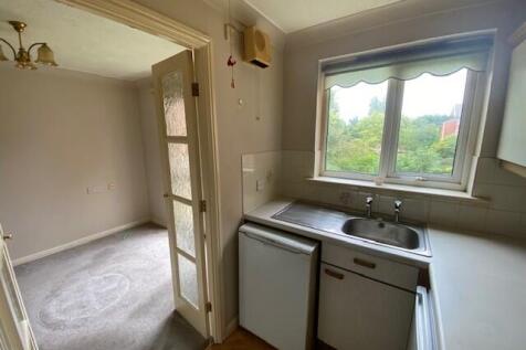 Kitchen 2 T202506241653.jpg