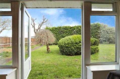 Door Gdn T202510271300.jpeg