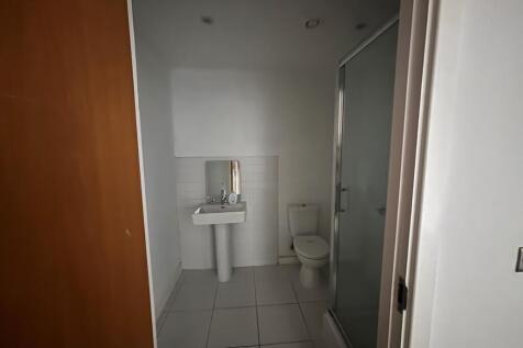 En Suite T202511181102.jpg