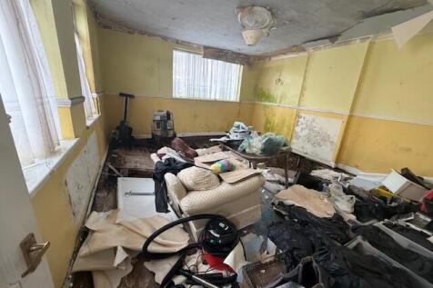 Front Recep T202511051040.jpg