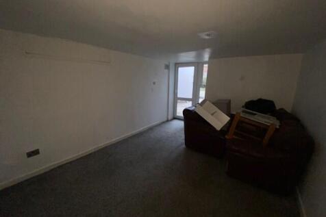 Lounge 2 T202511071120.jpg