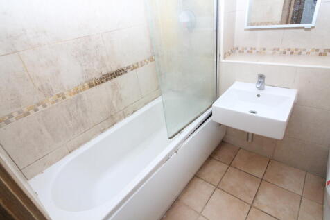 Bathroom T202511121115.jpg