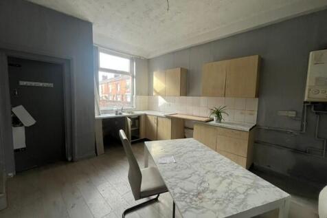 Kitchen 2 T202510241629.jpg