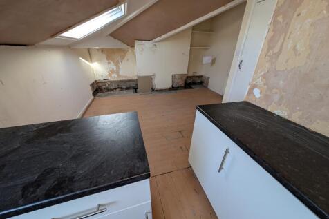 Kitchen Dining Room 12 South Street T202509261455.jpg