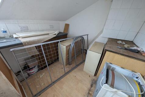 WhatsApp Image 2025-10-24 At 13.46.20 02f459d4 T202510281011.jpg