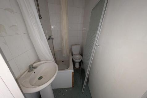 WhatsApp Image 2025-10-24 At 13.46.20 Dee7e846 T202510281011.jpg