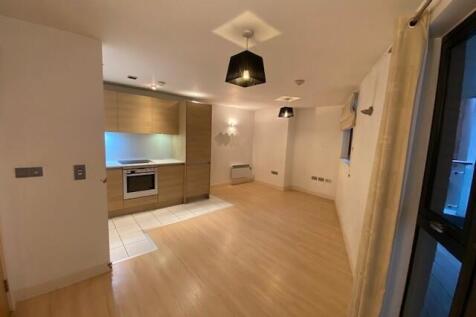 Lounge 2 T202510201627.jpg