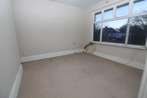 Bedroom 4 T202512031641.jpg