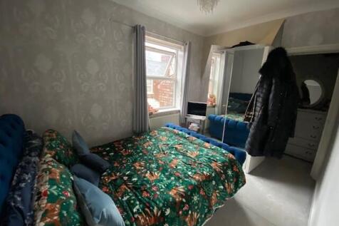 Flat B BEDROOM T202512031637.jpg