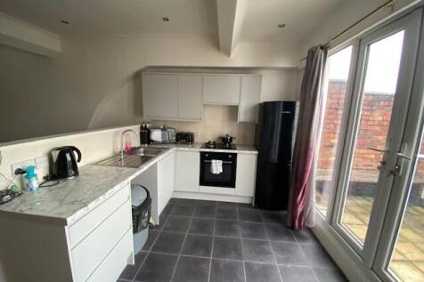 FLAT D KITCHEN T202512031637.jpg