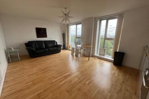 Living Area T202512091456.jpg