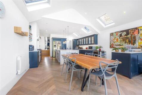 Kitchen Part Three