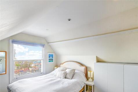 Bedroom 1 P3