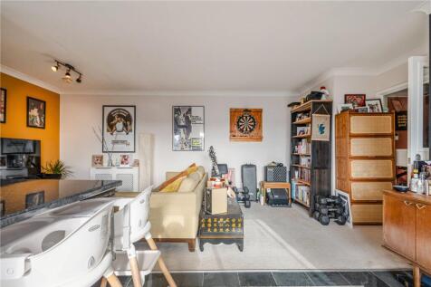 Kitchen/Reception