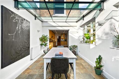 Dining/Kitchen