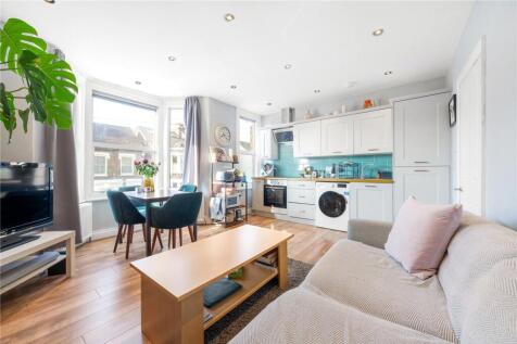 Kitchen/ Reception