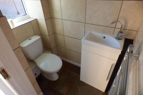 DOWNSTAIRS CLOAKROOM