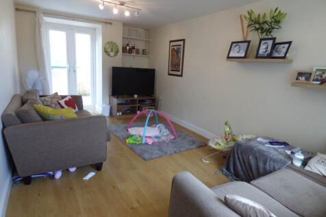 LOUNGE 2