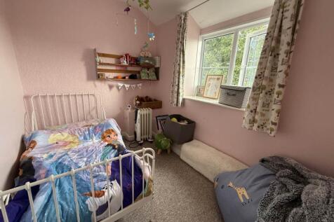Bedroom 3 (1)