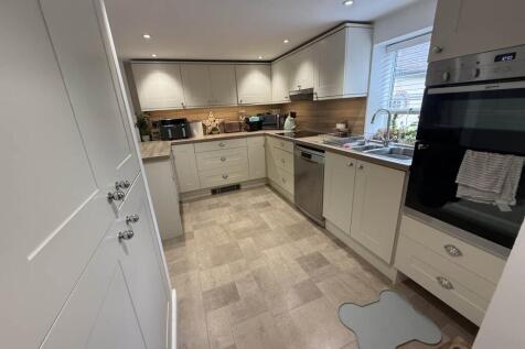 Kitchen (1)