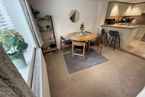 Dining Room (1)
