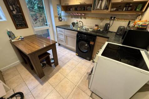 Kitchen (1)