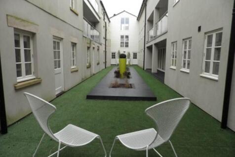COMMUNAL GARDENS