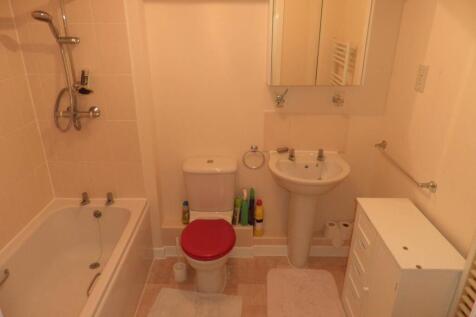 BATHHROOM