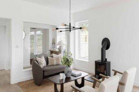 SITTING AREA