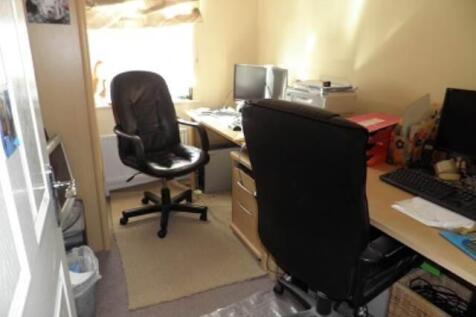 STUDY/BEDROOM FIVE