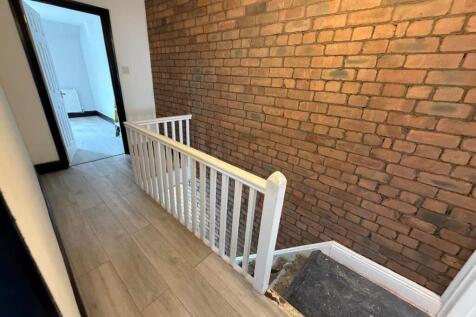 UPSTAIRS HALLWAY