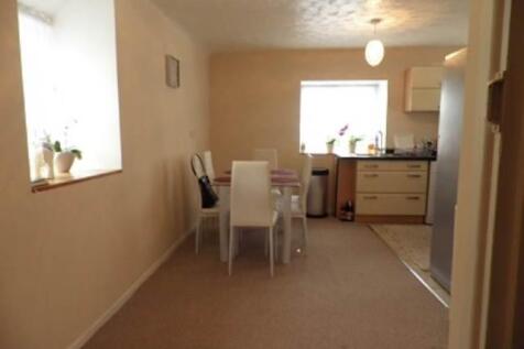DINING/LOUNGE AREA