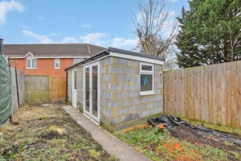 HOME OFFICE/OUT BUIL